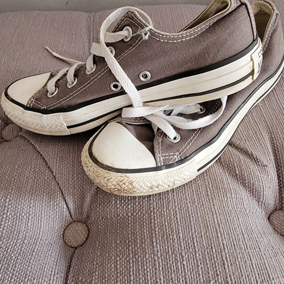 Converse - Picture 3 of 3